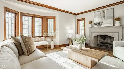 5872 Forest Lane Indianapolis IN 46220