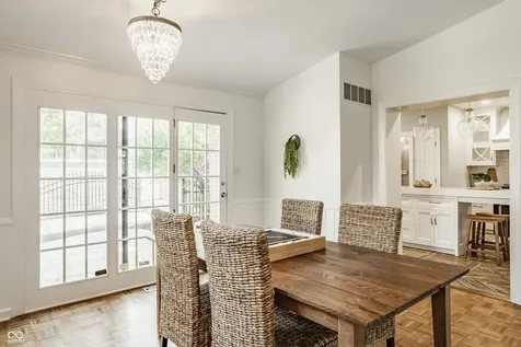 5872 Forest Lane Indianapolis IN 46220