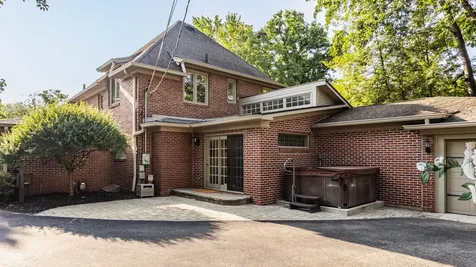 5872 Forest Lane Indianapolis IN 46220