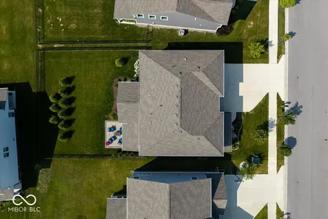15955 Black Willow Lane Fishers IN 46040