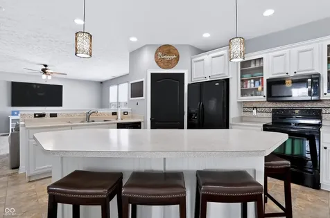 4264 Wellington Court Columbus IN 47201