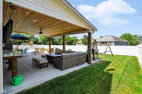 4264 Wellington Court Columbus IN 47201