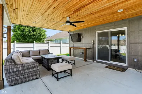 4264 Wellington Court Columbus IN 47201