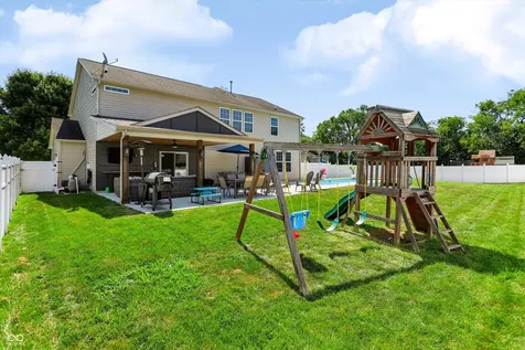 4264 Wellington Court Columbus IN 47201