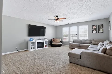 4264 Wellington Court Columbus IN 47201