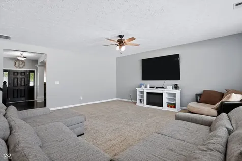 4264 Wellington Court Columbus IN 47201
