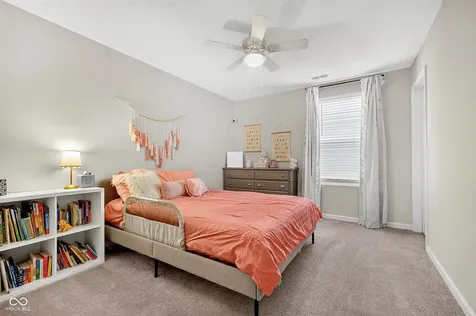 6779 Oakcrest Drive Mccordsville IN 46055