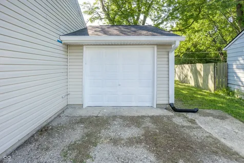 4823 Leone Drive Indianapolis IN 46226
