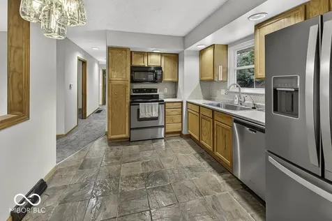 6312 E Roselyn Drive Mooresville IN 46158