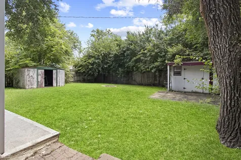 5429 E 19th Place Indianapolis IN 46218