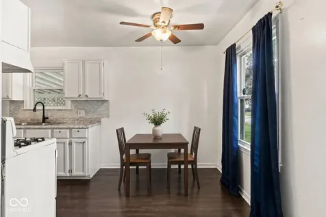 5429 E 19th Place Indianapolis IN 46218