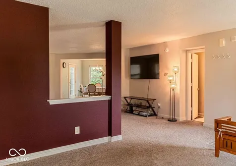 6917 Amber Springs Way Indianapolis IN 46237