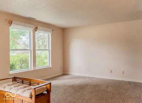6917 Amber Springs Way Indianapolis IN 46237