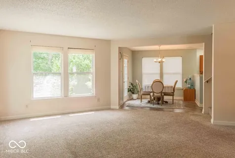 6917 Amber Springs Way Indianapolis IN 46237