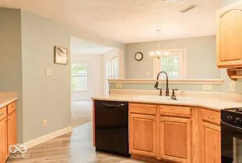 6917 Amber Springs Way Indianapolis IN 46237