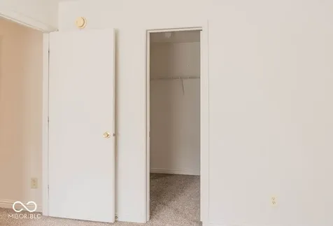 6917 Amber Springs Way Indianapolis IN 46237