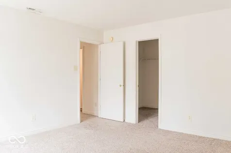 6917 Amber Springs Way Indianapolis IN 46237