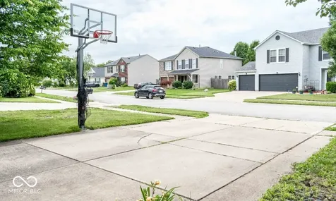 6917 Amber Springs Way Indianapolis IN 46237