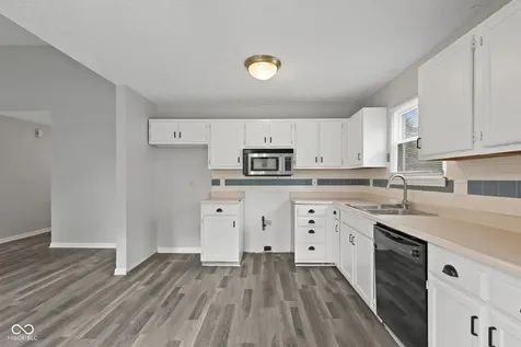 3149 Shellbark Drive Indianapolis IN 46235
