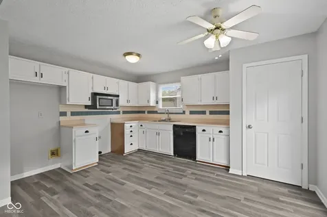 3149 Shellbark Drive Indianapolis IN 46235