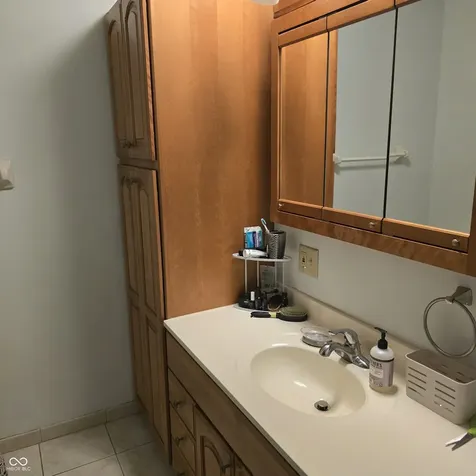 648 Yosemite Drive Indianapolis IN 46217