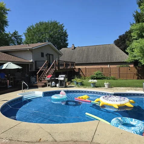 648 Yosemite Drive Indianapolis IN 46217