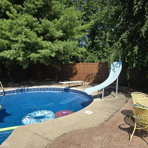648 Yosemite Drive Indianapolis IN 46217