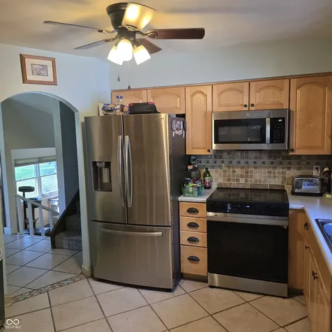 648 Yosemite Drive Indianapolis IN 46217