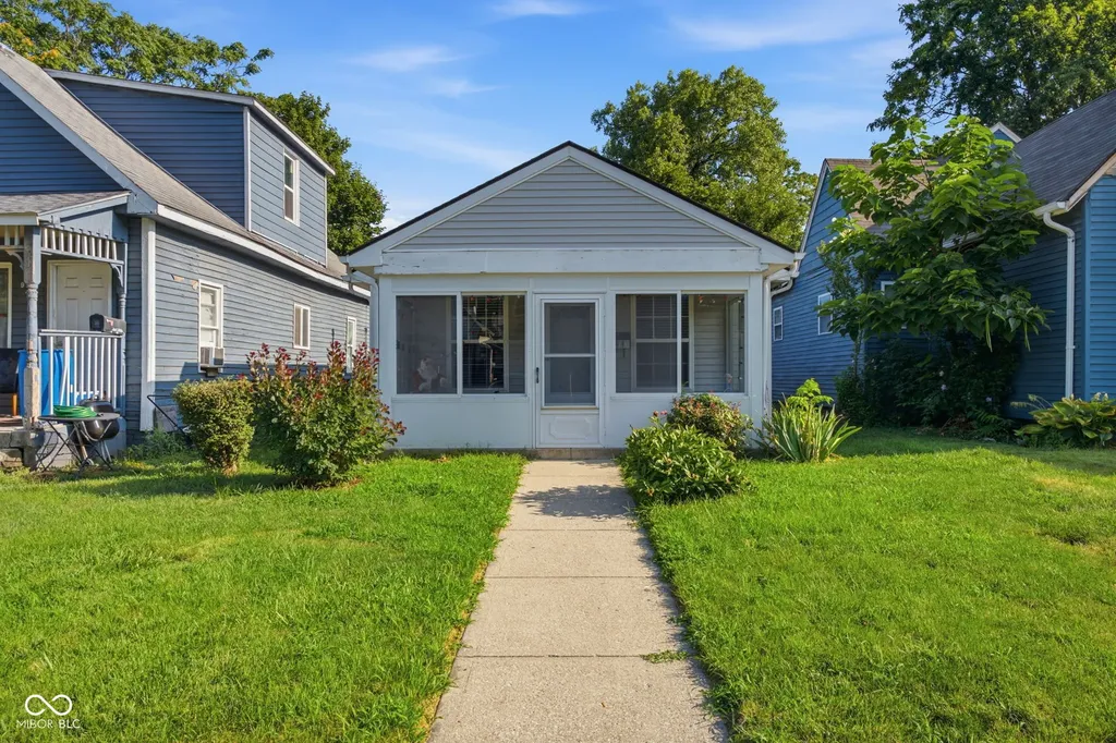 944 W 26th Street Indianapolis IN 46208