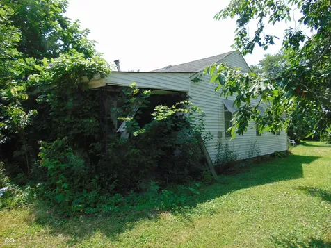 1629 Edgecombe Avenue Indianapolis IN 46227