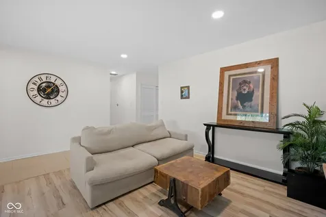 148 Park Lane Carmel IN 46032