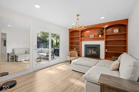 148 Park Lane Carmel IN 46032