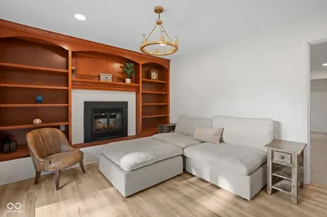 148 Park Lane Carmel IN 46032