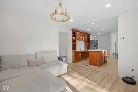 148 Park Lane Carmel IN 46032