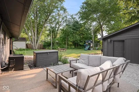 148 Park Lane Carmel IN 46032