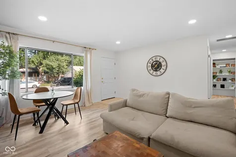 148 Park Lane Carmel IN 46032