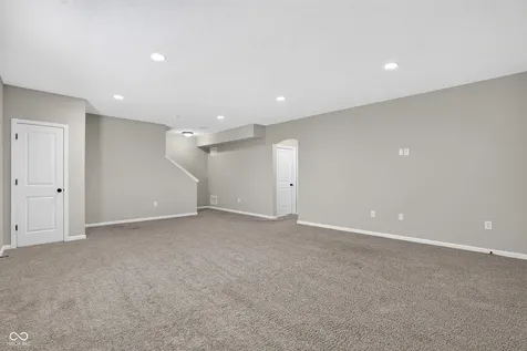 5921 Gateway East Drive Whitestown IN 46075