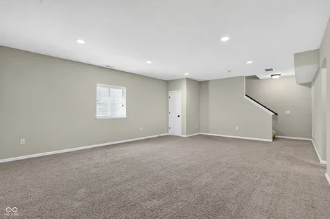 5921 Gateway East Drive Whitestown IN 46075