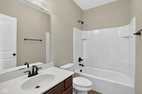 5921 Gateway East Drive Whitestown IN 46075