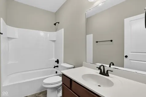 5921 Gateway East Drive Whitestown IN 46075