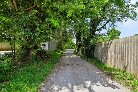 2625 N New Jersey Street Indianapolis IN 46205