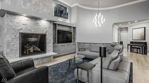 8134 Dean Road Indianapolis IN 46240