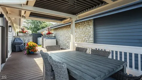 8134 Dean Road Indianapolis IN 46240
