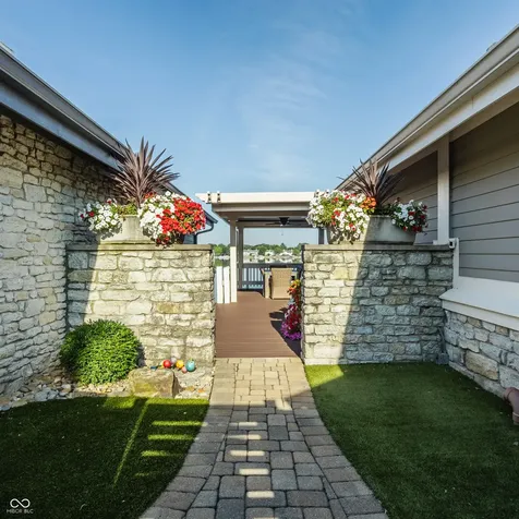 8134 Dean Road Indianapolis IN 46240