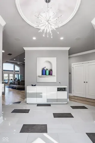 8134 Dean Road Indianapolis IN 46240