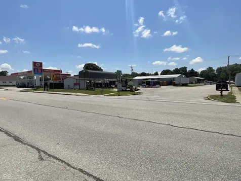 470 W Morgan Street Spencer IN 47460