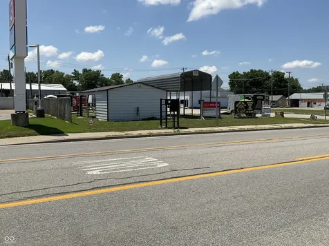 470 W Morgan Street Spencer IN 47460