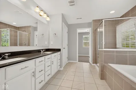 239 Entrance Hall View Greenwood IN 46142