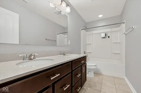239 Entrance Hall View Greenwood IN 46142