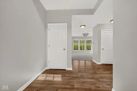 239 Entrance Hall View Greenwood IN 46142